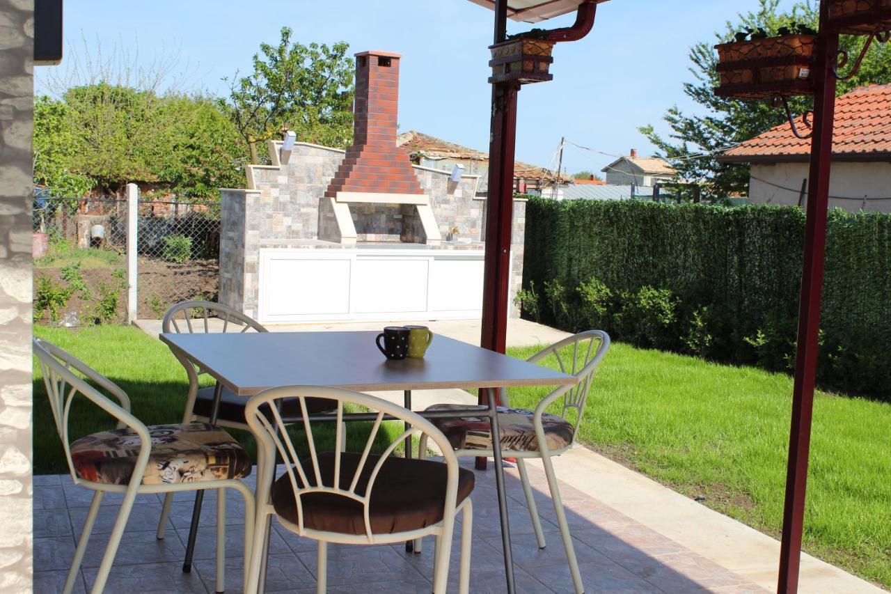 Guest House Valiland Булґарево Екстер'єр фото
